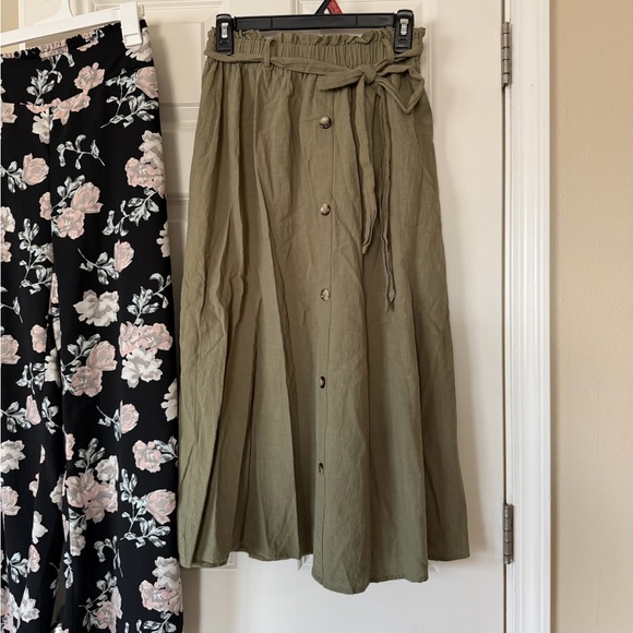 Pants - Picture 2 of 3